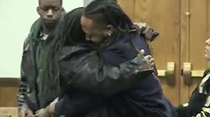 Father screams at accused killer of his daughter in court