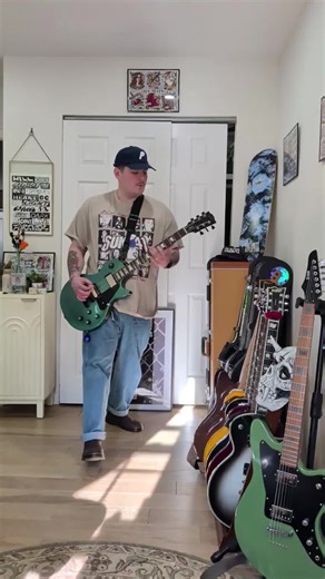 Intense Guitar Riffs for Metalcore Enthusiasts