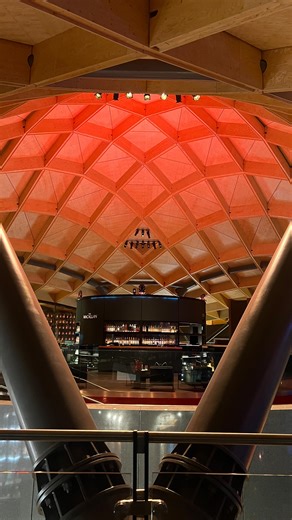 A jaw dropping tour of @the_macallan distillery with very special guests. A wonderfully knowledgeable tour with expert tastings in the breathtaking surroundings of The MacAllan Estate, Speyside. #whisky #whiskytasting #speyside #themacallan #distillery #distillerytour #worldrenowned #scotland | Birkentree