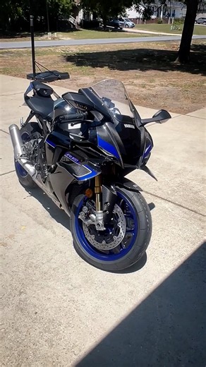 New 2026 YAMAHA R1M First Look | Stock Exhaust Idle & Walkaround🔥 #yamaha #r1m #new #2026 #shorts
