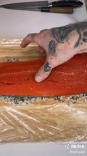How to Make Cured Salmon at Home: Easy Recipe