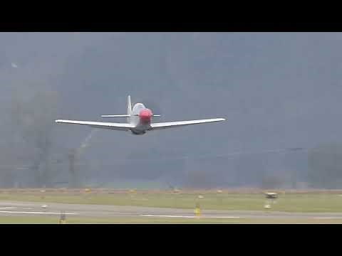 SW-51 Mustang Nr. 004, first T/O and Ldg