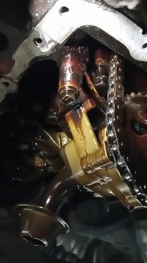 Understanding Engine Mechanics: Chains and Gears Explained