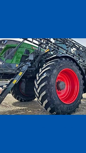 13 reactions | The CEAT SPRAYMAX VF radial for self-propelled sprayers. Where INNOVATION meets VALUE! #crops #farmequipment #farming https://monkeylink.co/476bd0 | CEAT Specialty Tires USA | Facebook