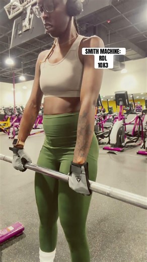 My first time using the Smith machine to do RDLs. 3 sets of 10 reps.