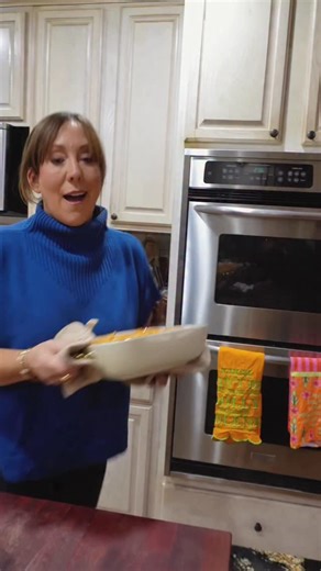 Elizabeth Gourlay Heiskell on Instagram: "Y’all know I love a good serving piece, and Beatriz Ball is my go-to every single holiday season. Their pieces are classic, beautiful, and make even the simplest dish look like a showstopper on your table. And listen… I am obsessed with their new bakers. OB-SESSED. They go straight from oven to table, clean up like a dream, and make everything feel just a little more special. If you’re hosting this year — or just want to treat yourself — these will be th