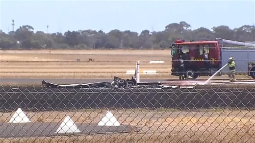 Plane crashes at Adelaide air field, pilot makes lucky escape