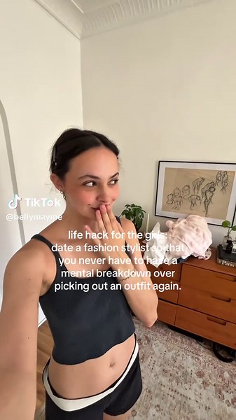 the way this man layed out all these options for me while I was doing my makeup ??? 😭😭