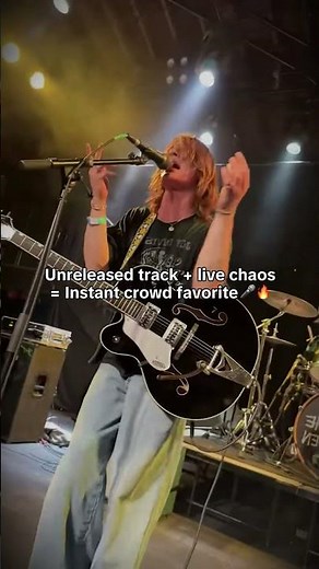 Ax and the Hatchetmen debuted ‘7x9’ live and it ripped 🎸🧨