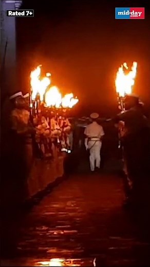 Navi Day 2024: Indian Naval cadets & band perform at Beating Retreat, Gateway of India #ytshots