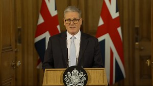 UK net migration hits record 906,000 in year to June 2023