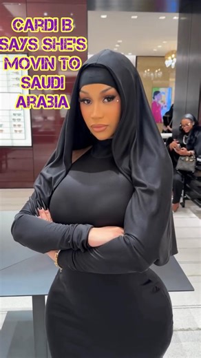 Kevin Kusensela on Instagram: "Nahhh not #cardib calling herself “Halal B “ 🤣🤣 that Saudia Arabia Payola must payyyy goood.. ehhh if y’all are hiring …LET ME KNOW…. Hahah hope yall seeing the play here people ….they bought up WWe…they bought up UFC,who btw are doing the White House fight so they in all the way to the president. They just bought that paramount bid for Warnerbros and pushed it to 108 million from 72MIL. They wanna own Americas past time…and set their foot & imprint heavy. These 