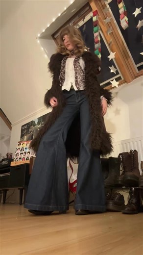 bex★ on Instagram: "these boots!! #70s #70sfashion #70smusic #vintageclothing #1970s"