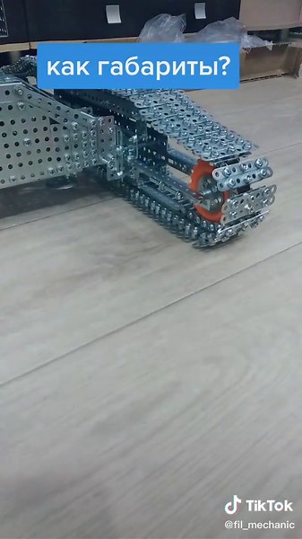 Building Mecano Crane Top with Demag: A Fil Mechanic Tutorial