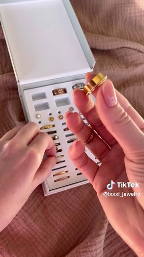 Pink and Gold Jewelry Collection: iXXXi New Release