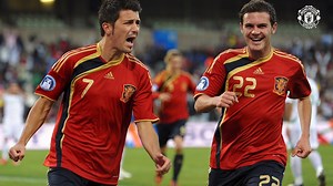 🔉 “As soon as he came in you could see the positivity, and the Manchester United DNA” 🧬 Our latest UTD Podcast with Juan Mata offers a fascinating insight into the midfielder’s relationship with the boss, and much, much more… 🎧 Now available to enjoy on all your favourite streaming apps: https://www.manutd.com/en/official-podcasts | Manchester United