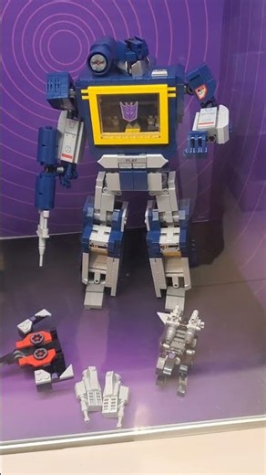Lego Transformer Shockwave (I want this for Christmas!)