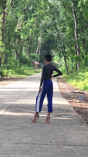 Pageant Walk Tutorial: Mastering the Catwalk with Pasarela Challenge