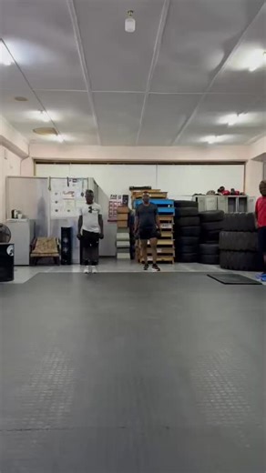 B. G FITNESS (@b.gfitness)’s videos with original sound - 𝐒𝐞𝐯𝐞𝐧_club