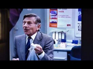 Rush Hour 3 (2007) - "Paris Airport" Scene (Fullscreen)