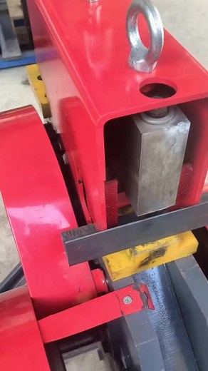 Multi-functional punching and shearing machine for channel steel punching, cutting and corner cutting, made in China. | Ming Lu