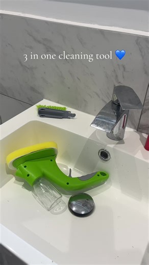 3 in one cleaning tool 💙 @The Dustpan and Brush Store A fab tool for every cleaning caddy And it’s perfect for window tracks #creatorinsights #tiktokgrowth #cleaner #tiktokshop #tiktokmademebuy