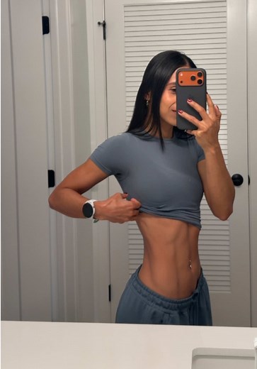 Una de las formas favoritas que me tomo mi proteína para aumento muscular. Ninja BlendBoss está disponible en México y puedes conseguirlo con descuento en Liverpool por Hot Sale, hasta el 2 de junio. Características y beneficios de Ninja BlendBoss: Incluye popote removible, vaso portátil 100% antiderrames, motor de alto rendimiento con cuchillas de acero inoxidable, fácil de llevar y diseños en distintos colores. #NinjaFamily #NinjaBlendBoss @Ninja Kitchen MX