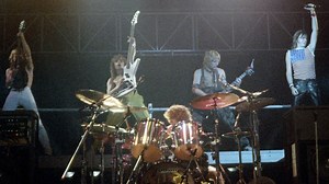 44K views · 3.4K reactions | "You have to walk over the white line thinking you're gonna win" - words of wisdom from Joe for the NFL Draft  Congrats to all! #NFLDraft #JoeElliott #DefLeppard | Def Leppard | Facebook