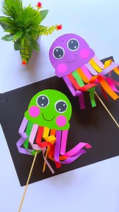 64K views · 174 reactions | She created a stunning octopus using colored paper and glue #kids #paper #enfants #craftkids #crafts #activities #papercraft #Actualidad #creative #coloredpaper | Art Crafts | Facebook