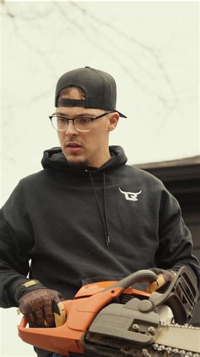 Y’all have been asking, Holdin’ It Down is available for Pre-Save/Pre-Add NOW!!! Visit the link in my bio to save, song officially drops on 1.16! #countrysongs #newmusic #chasematthew #countrymusic | Chase Matthew