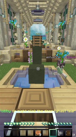 What color is your Lunar Client logo? 👀 #minecraft #lunarclient #hypixel #bedwars