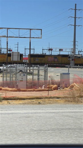UP 5082 On BNSF Mojave Sub At Kramer Junction Hwy 395 Crossing, Boron CA 6-9-2026