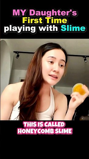 My daughter plays with Slime for the First time!