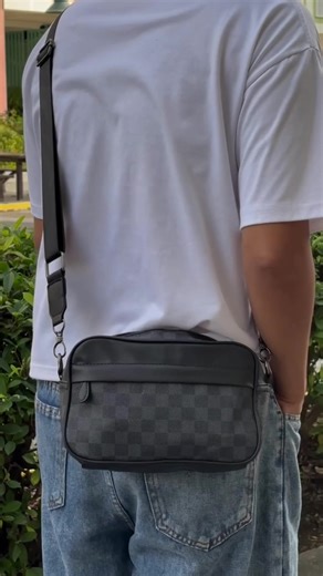 Essential Sling Bag for Men: Style and Functionality