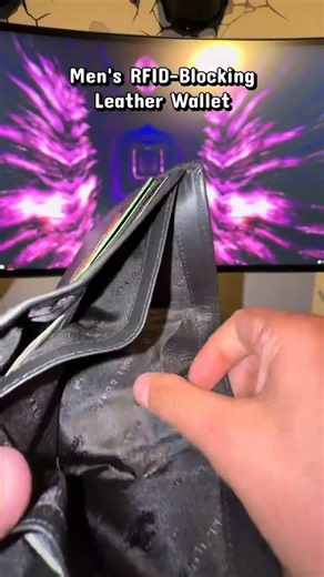 Men's RFID-Blocking Leather Wallet #rfidwallet #bullguardwallet #walletformen #leatherwallet #wallet