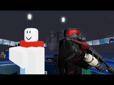 BloxShigans explores Pinewood Computer Core