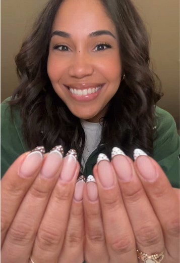 Adorable February Nail Designs for Winter