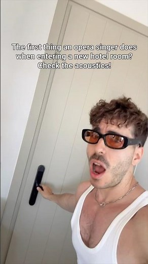 Opera singer - acoustic check!