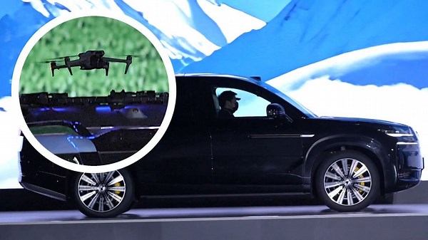 Chinese car manufacturers launch world's first vehicle-mounted drone system