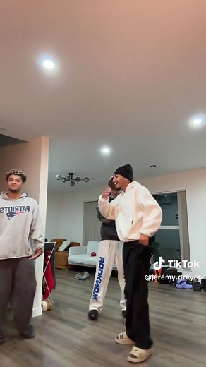 Learn How to Dougie Dance with Simple Steps