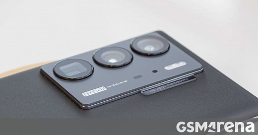 ZTE Axon 40 Ultra in for review