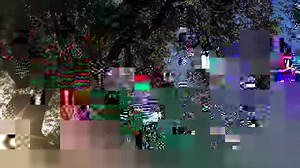 Célia Petroni est en Balagne, ce samedi à 18h00 dans "D'Umani" sur Via Stella ! Programme éclectique, avec tout d'abord une visite de la réserve de Scandola, classée au patrimoine mondial de l'UNESCO, qui regorge de richesses naturelles, avec une faune et une flore exceptionnelles ! Nous nous interresserons plus particulièrement aux balbuzards ! Suite de la promenade avec un artisans "écologique", passionné par le travail du bois et partisan du recyclage... Mode et couture pour continuer, avec l