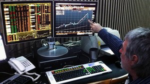 Cómo invertir en bonos que ajustan por inflación y cubrirse del salto de los precios