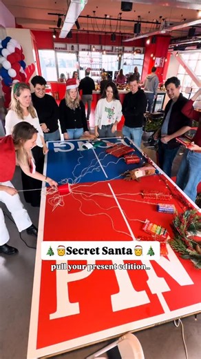 Wanna level up your Secret Santa game this year? We’ve got you 🤭 When every gift is Tony’s, everyone’s a winner.. every single time 🤤🎁🍫 How to play: 🎁 Wrap some string around your Secret Santa gifts 🥤 Cut a hole in your cup 🧵 Thread your strings through it 🙌 Take turns pulling a string to see what you get! .. and voilà! A choc-tastic game to play with your friends, family or colleagues Psst.. want to make it even more special? Our personalised bars are THE gift they’ll eat right up (.. a