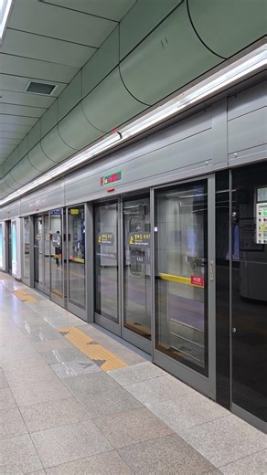 260404 #수도권전철5호선 #광화문역 555편성 #SMRT5651 #마천행 출발