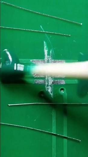 PCB Repair and soldring tricks | #solderinghack #shorts