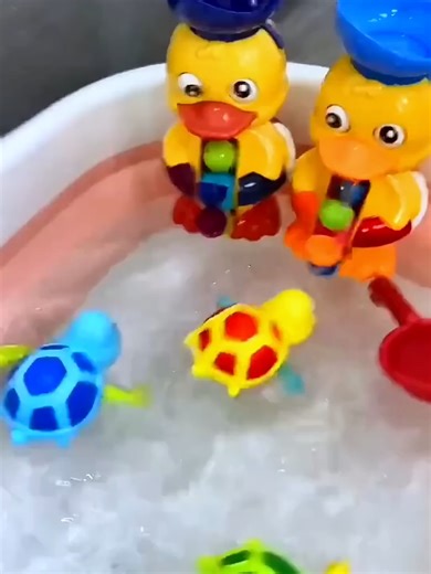 KIBTOY Turtle Bath Toy