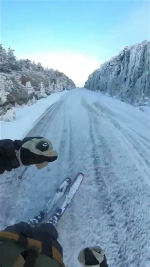 EAST COAST ICE SKIING! 🧊