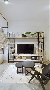 16M views · 473K reactions | Si te cuento no me vas a creer... ¡Mueble de TV Brooklyn al 50% OFF!勞 > Fabricada en hierro y madera. > Estructura en hierro negro satinado. > Estantes desmontables enchapados en paraíso, color de pátina a elección. ️ Viernes 27/01 y Sábado 28/01 encontrá TODOS nuestros productos al 50% OFF con todos los medios de pago. ¡No te lo pierdas! www.raiznegra.com | Raiz Negra | Facebook