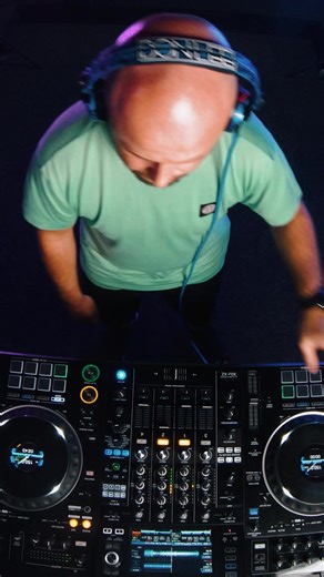 5.9K views · 86 reactions | TFI Friday Donks, Squeeks and Hoovers 睊 #FridayFeeling #itstheweekend #dj #donk | BNCY | Facebook